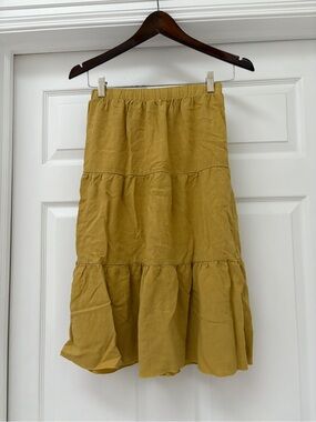 URBAN Romantics Mustard Tiered Midi Skirt ladies XS